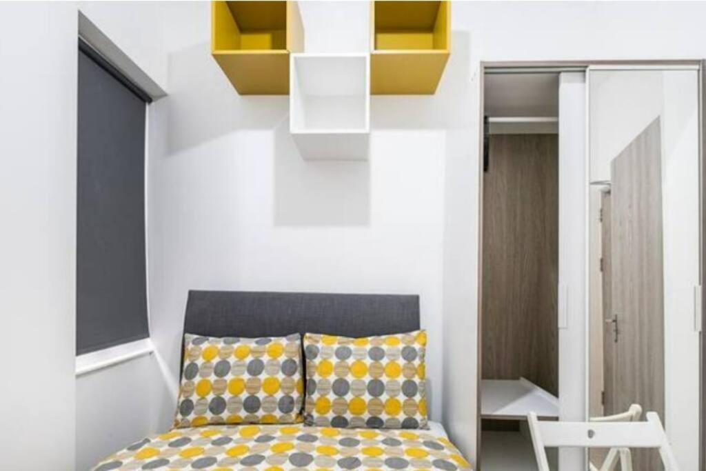 Boutique Modern Hotel Room For Two Near Tube And Bus Stations Londres Exterior foto